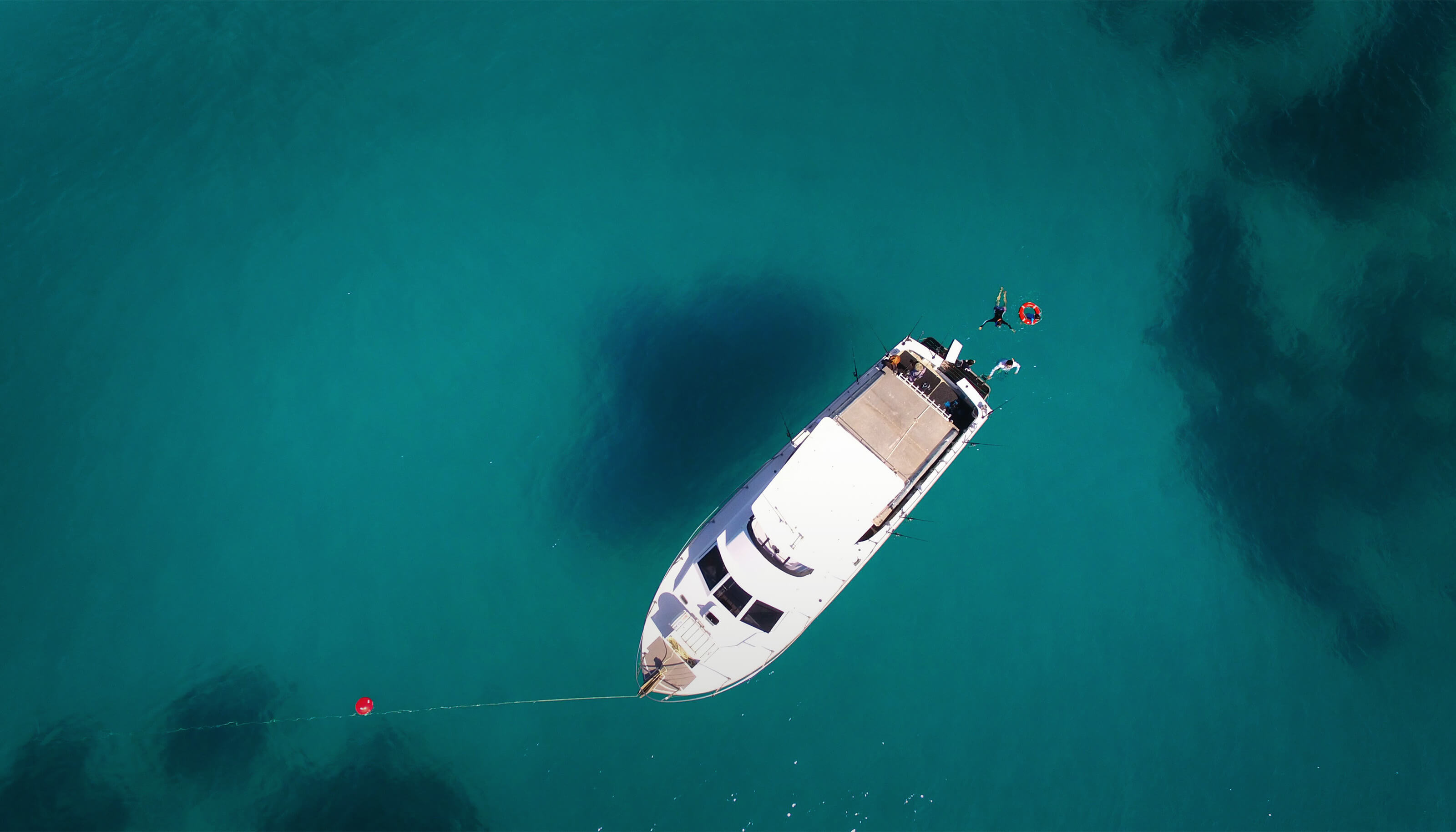 boat charters cairns
